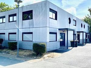 Bureaux 200 m²