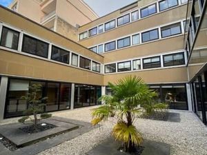 Bureaux 512 m²
