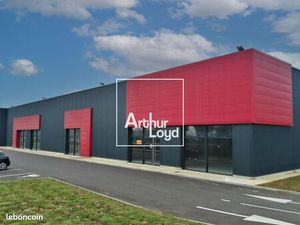 Local industriel 252 m²
