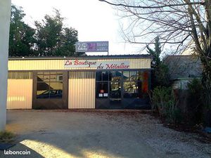 Location Local Commercial/ atelier Cadenet 64m2