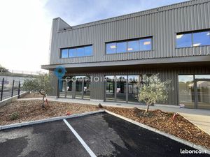 Local 30 m² Le Thor
