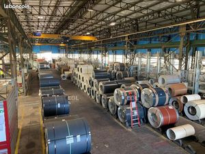 Local d'activité 2 500 m²