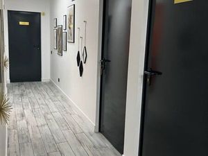 Bureau dans un cabinet pluridisciplinaire