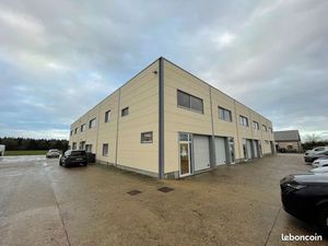 Local d'activité 200 m²