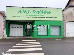 Local 187 m² MONCOUTANT