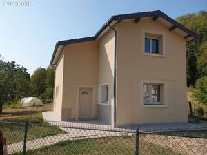 Maison avec terrain plat constructible 125 000