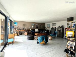 Longère 9 pièces 200 m²