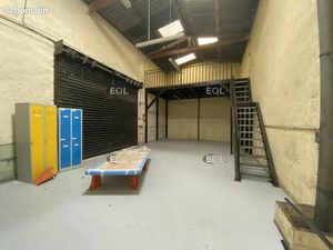 Local bureaux 250 m²