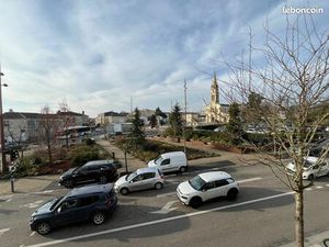 Gradignan centre bureaux climatisés 98 m² avec terrasse