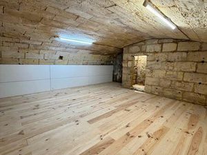 Cave voûtée 26m2 Bordeaux centre
