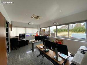 Local d'activité 860 m²