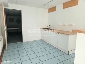 Local commercial 47 m² FONTENAY LE COMTE