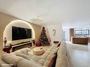 Maison 4 pièces 138 m²