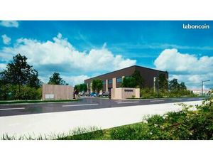 Local d'activité 243 m²