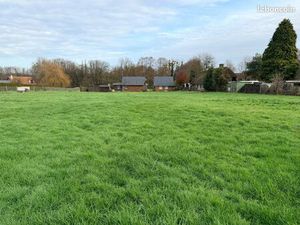 Terrain constructible de 2521 m²