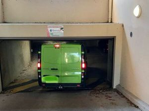 Grande place de Parking