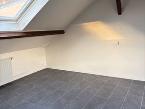 Grand studio rue saint faron