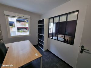 Locaux Bureaux Pentagone (82m²) - Possibilité appt