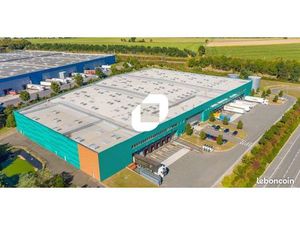 Local industriel 16 625 m²
