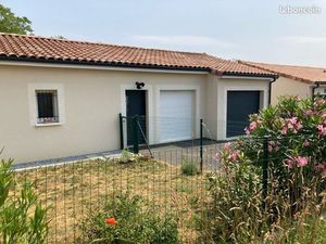 Maison plain-pied 80m2 - 3 chambres - Garage & Jardin