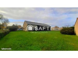 Parking/box 1429 m² BIGNOUX