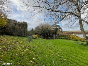 Terrain 1 200 m² Jard Sur Mer