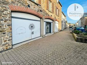 Local commercial 160 m² BAIN DE BRETAGNE
