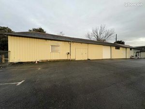 Local d'activité 120 m²