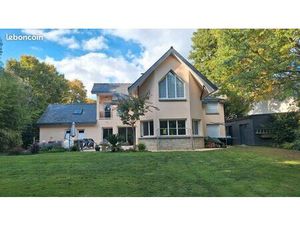 Vente maison 195 m2 terrain 1300 m2 piscinable 8 pieces 4 chambres