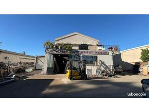 Immeuble 440 m² Milhaud