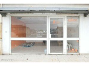 Local commercial 48 m² Le Muy