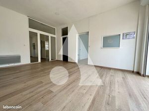 Local 187 m² LONGUENESSE