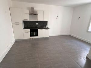 Studio climatisé calme refait à neuf