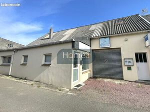 Parking/box 3 pièces 206 m²