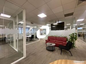 Bureaux 297 m²