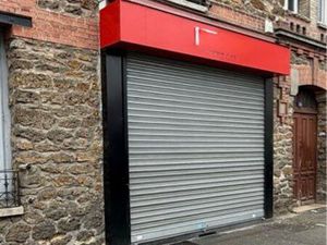 Mur et fond de commerce