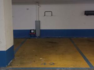 À louer : Place de parking sécurisée