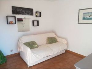 Bandol location vide studio terrasse parking privatif