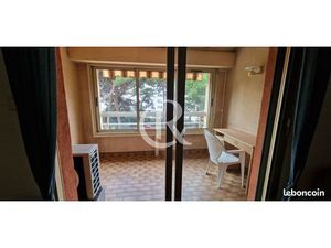 Studio 1 pièce 23 m²