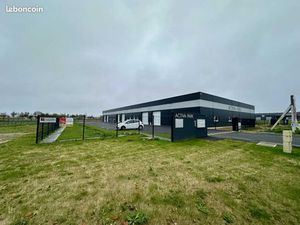 Local d'activité 288 m²