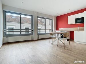 Appartement t2 rénové avec stationnement privé