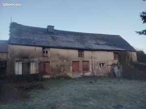Maison type longère sur 1 hectare de terrain