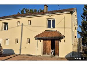 Appartement F4 dans maison - 250 rue des Cadolles 71500 BRANGES