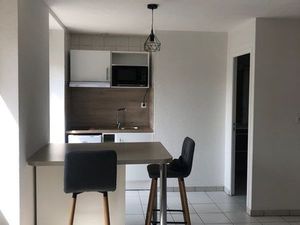 Appartement studio en location à Sennecey le Grand