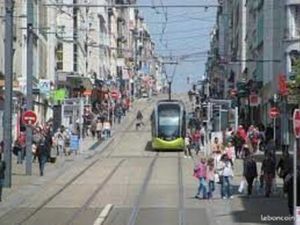 Murs Commerciaux + Locataire en place