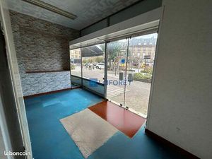 Local commercial 55 m² FLERS
