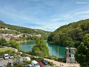 Loue Superbe appartement rénové 52m² avec vue Rhône – Bellegarde