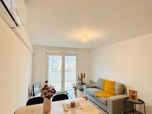 Beau T2 de 48 m² - Terrasse 20 m² - Résidence sécurisée - Place de parking couverte - Expo