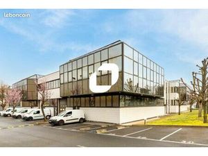 Bureaux 601 m²