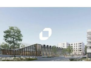 Local commercial 333 m²